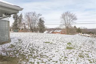 4701 Doverdell Dr, Pittsburgh, PA 15236 - Photo 29