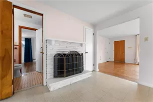 4701 Doverdell Dr, Pittsburgh, PA 15236 - Photo 7