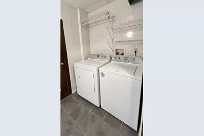 1302 Huron Ave, New Castle, PA 16101 - Photo 11