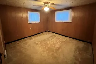 1302 Huron Ave, New Castle, PA 16101 - Photo 19