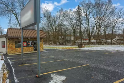 1909 E Washington St, Shenango Township, PA 16101 - Photo 7