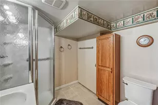 513 Dougherty Ave, Sharon, PA 16146 - Photo 19