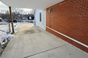 1169 Leaside Dr, Pittsburgh, PA 15207 - Photo 35