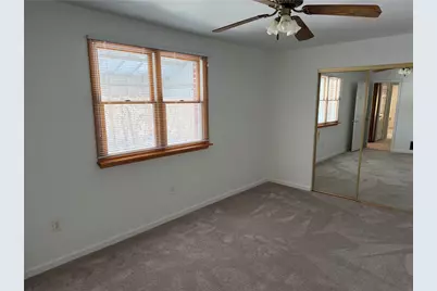 1169 Leaside Dr, Pittsburgh, PA 15207 - Photo 15