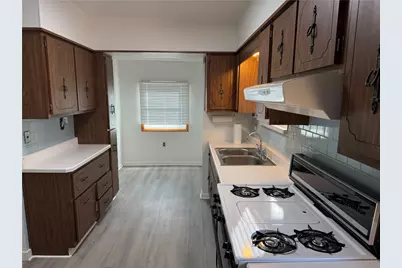 1169 Leaside Dr, Pittsburgh, PA 15207 - Photo 7