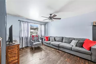 1415 Wakefield Dr, Hermitage, PA 16148 - Photo 9