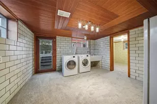 1911 McLean St, Aliquippa, PA 15001 - Photo 11