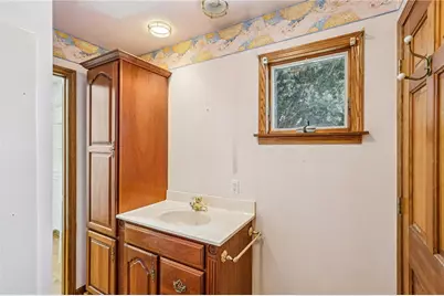 212 Pine Street, Zelienople, PA 16063 - Photo 17