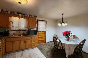 262 Vista Dr, Oaklahoma Boro, PA 15613 - Photo 9