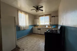 114 Thompson Ave, Donora, PA 15033 - Photo 11