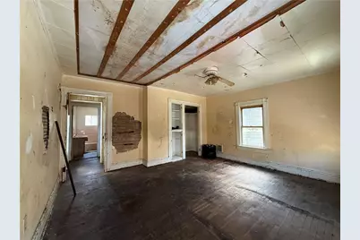 114 Thompson Ave, Donora, PA 15033 - Photo 17