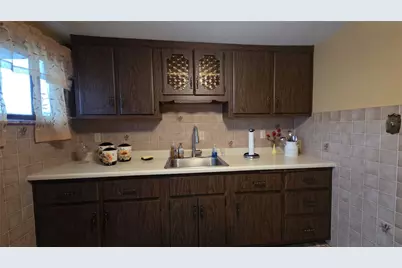 225 McKinley Avenue, Vandergrift, PA 15629 - Photo 7