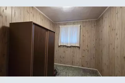 225 McKinley Avenue, Vandergrift, PA 15629 - Photo 11