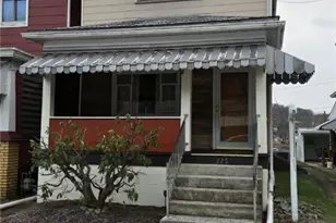 225 McKinley Ave, Vandergrift, PA 15629 - Photo 1
