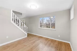 117 Clay Dr, Pittsburgh, PA 15235 - Photo 7