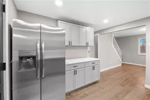 117 Clay Dr, Pittsburgh, PA 15235 - Photo 11