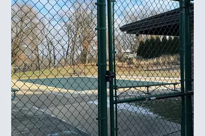 5085 Sanlin Dr, Moon/Crescent Twp, PA 15108 - Photo 15