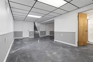 2055 Washington Rd, Pittsburgh, PA 15241 - Photo 33