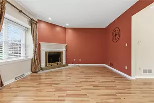 202 Boxwood Ct, Peters Township, PA 15317 - Photo 7