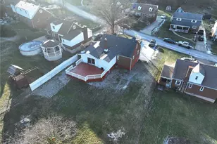 217 Oaklyn Rd, Bethel Park, PA 15102 - Photo 3