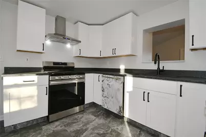 217 Oaklyn Rd, Bethel Park, PA 15102 - Photo 7