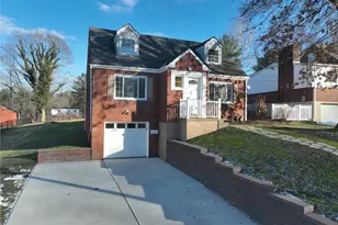 217 Oaklyn Rd, Bethel Park, PA 15102 - Photo 1