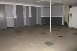 2202 The Cir, Canton Township, PA 15301 - Photo 11