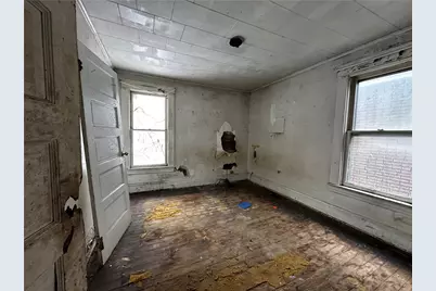 243 Grant St, Washington, PA 16323 - Photo 17