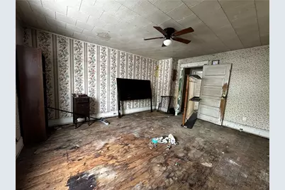 243 Grant St, Washington, PA 16323 - Photo 15