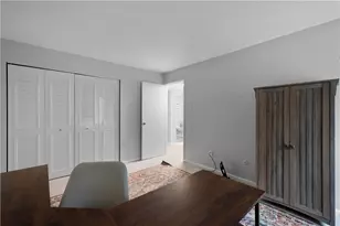 410 Abbeyville Rd, Bethel Park, PA 15228 - Photo 17