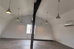 11 Clyde St, Wayne Township, PA 16117 - Photo 7