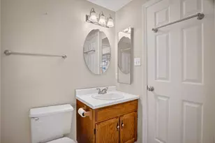 1010 Timberidge Dr, Bethel Park, PA 15102 - Photo 19