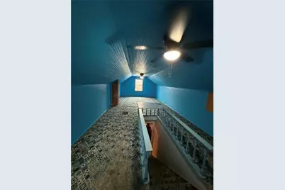 201 Fairway Ln, Penn Township, PA 16002 - Photo 9