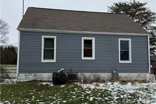 201 Fairway Ln, Penn Township, PA 16002 - Photo 25