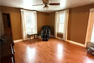 201 Fairway Ln, Penn Township, PA 16002 - Photo 3