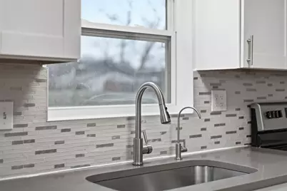 5843 Wilson Dr, Bethel Park, PA 15102 - Photo 13