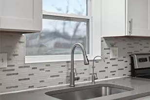 5843 Wilson Dr, Bethel Park, PA 15102 - Photo 13