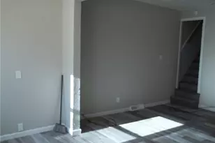 3840 Baytree St, Observatory Hill, PA 15214 - Photo 3