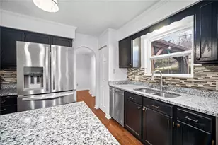 113 Commodore Dr, North Fayette, PA 15057 - Photo 15