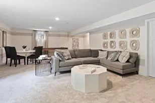 422 Millstone Ln, Jefferson Hills, PA 15332 - Photo 11