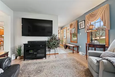 14 Autumnwood Ct, Pittsburgh, PA 15239 - Photo 9