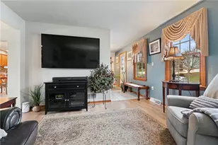 14 Autumnwood Ct, Pittsburgh, PA 15239 - Photo 9