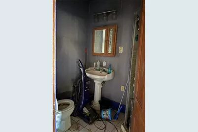 201 W Green St, Connellsville, PA 15425 - Photo 7