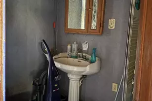 201 W Green St, Connellsville, PA 15425 - Photo 7