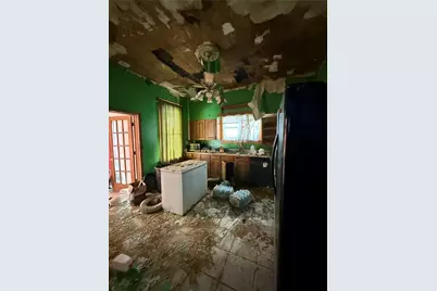 201 W Green St, Connellsville, PA 15425 - Photo 9