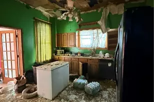 201 W Green St, Connellsville, PA 15425 - Photo 9