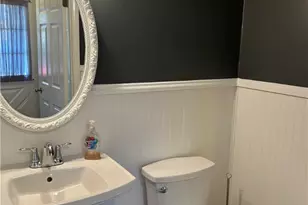 934 Lynwood Ct, Cranberry Township, PA 16066 - Photo 9