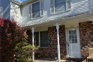 934 Lynwood Ct, Cranberry Township, PA 16066 - Photo 1