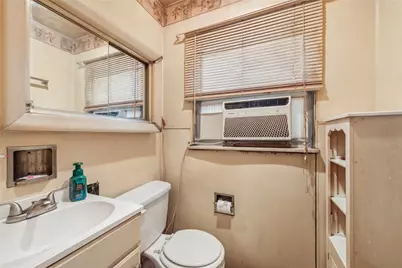 357 E McMurray Rd, Peters Township, PA 15317 - Photo 9