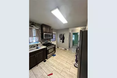 1116 Saint Clair St, Derry Township, PA 15650 - Photo 7